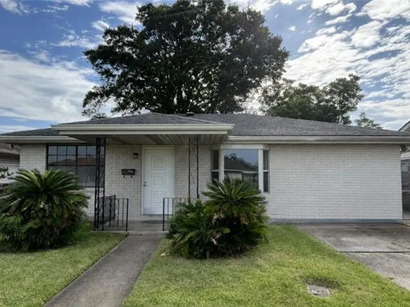 1145 Warren Dr, Harvey, LA 70058
