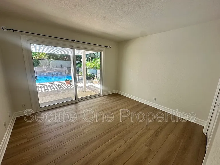 3880 Via Verde — Photo 31