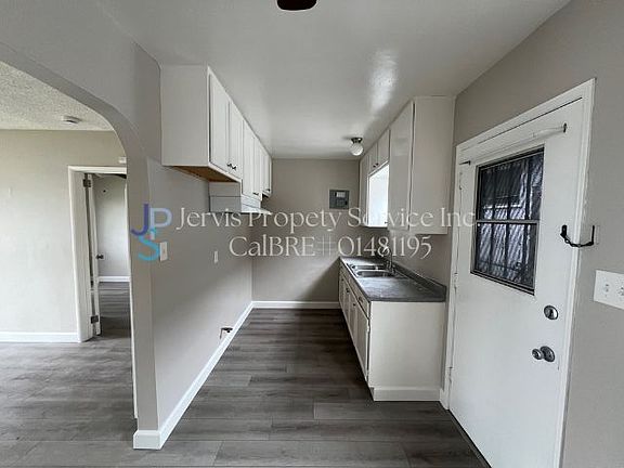 2nd image of 6138 Vinevale Ave #A