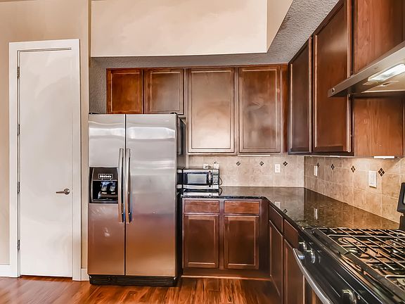 3rd image of 1488 Madison St Unit 209