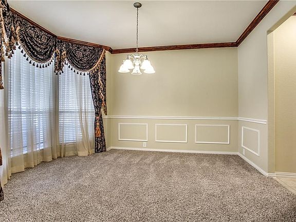 3rd image of 5611 Kirkhaven Dr