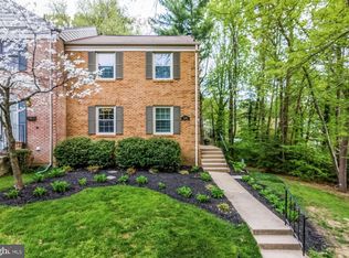 5439 Plymouth Meadows Ct, Fairfax, VA 22032