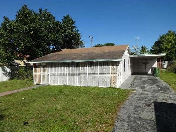 2nd image of 765 NW 134th St