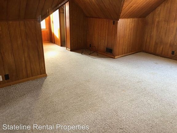 3rd image of 2211 Van Wie Ave