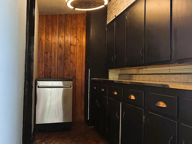 240 Masterpiece Rd — Photo 6