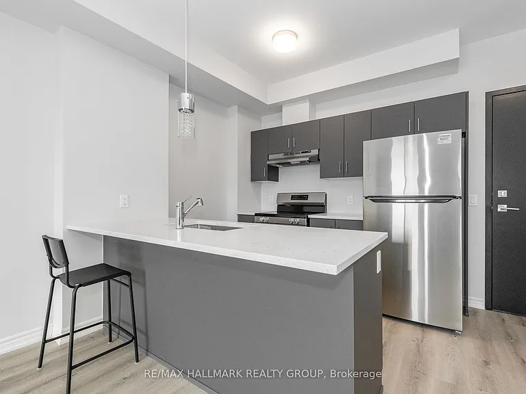 1350 Hemlock Rd #404 — Photo 7