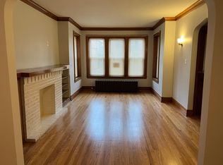 5353 W Newport Ave FLOOR 1, Chicago, IL 60641
