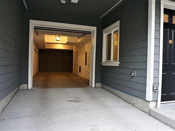 3rd image of 12327 NE 7th Pl APT 4-108