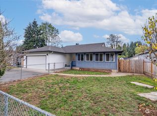 910 SW Mayer Ave, Winlock, WA 98596