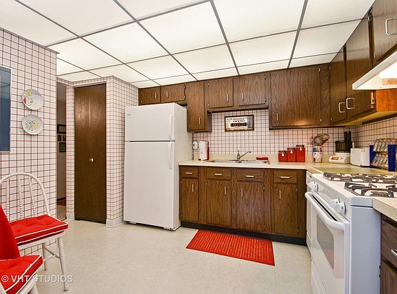 5th image of 14620 Scarborough Ct APT G3