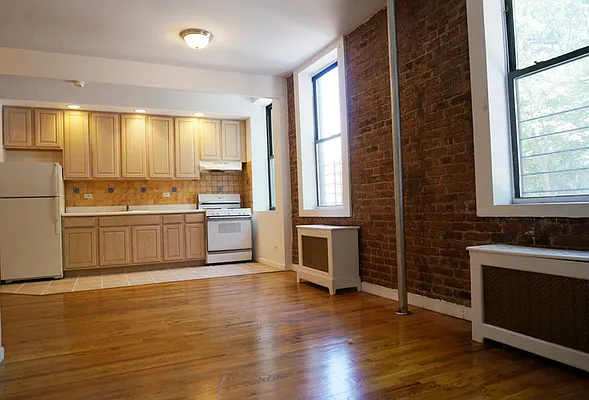 Rented by Goldfarb Properties | media 1