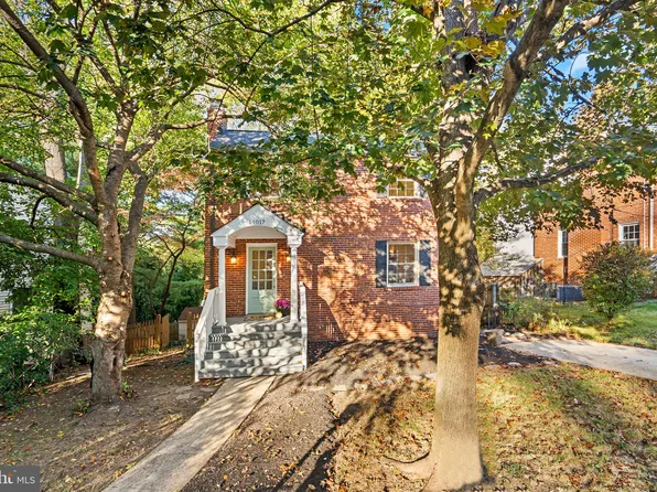 10017 Brookmoor Dr, Silver Spring, MD 20901