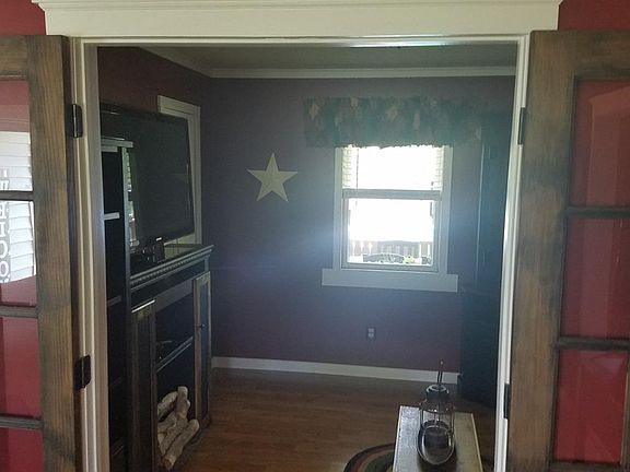 3rd image of 31 Mill St