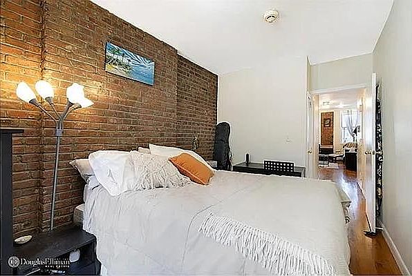 1st image of 340 Atlantic Ave APT 3