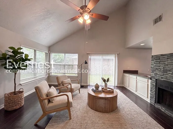 7842 Royan Dr — Photo 5
