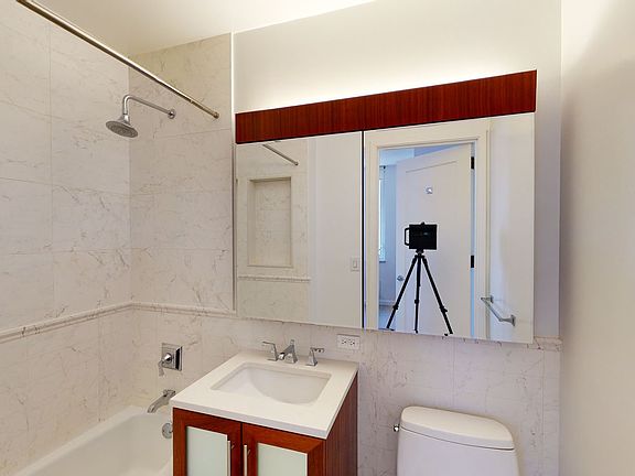 5th image of 795 Columbus Ave APT 6K