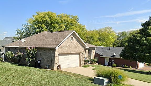 2nd image of 2813 Turfway Dr