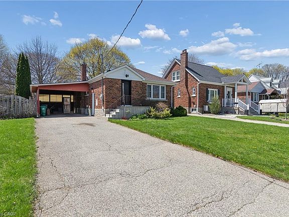 4th image of 209 Bedford Rd