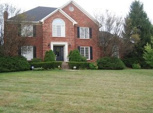 6904 Ash Tree Cir, Louisville, KY 40241