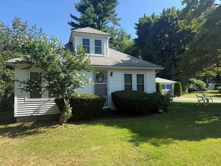 24 Fairfax St — Photo 1