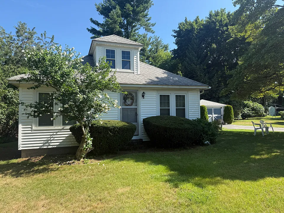 24 Fairfax St