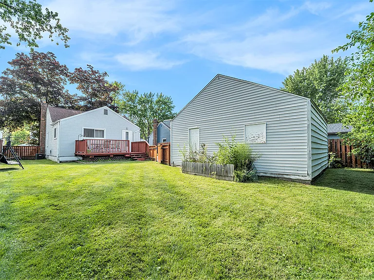 3846 Prairie Ave — Photo 7