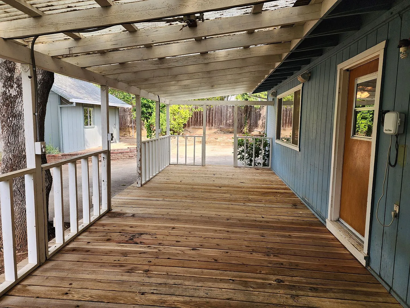 So much room! Home with ADU + a POOL! — Photo 4