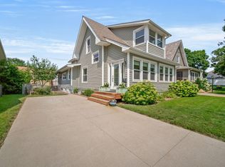 1215 5th St, Perry, IA 50220