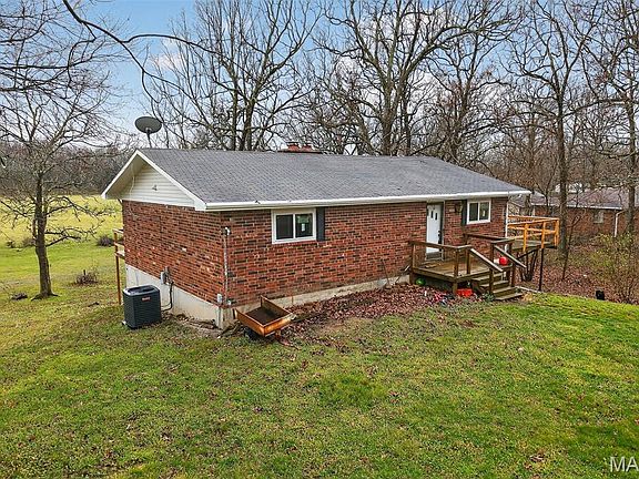 2nd image of 19536 Echo Rd