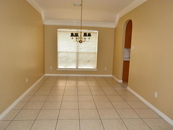 5th image of 19311 Bear Springs Dr