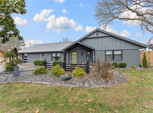 1102 NW 11th St, Bentonville, AR 72712