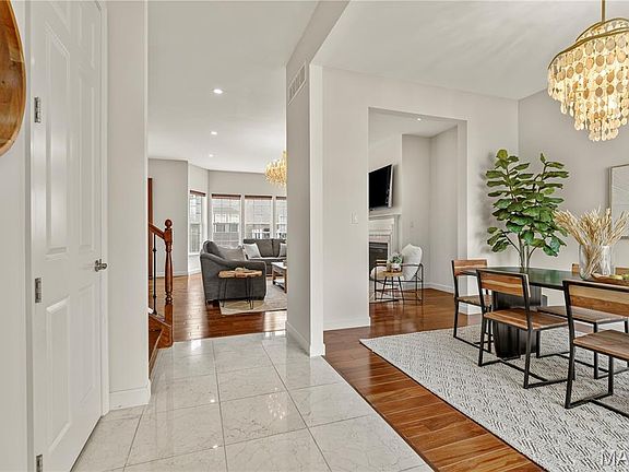 4th image of 3217 Calhoun Dr