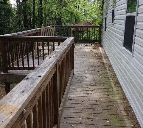 5th image of 1196 Thurmond St