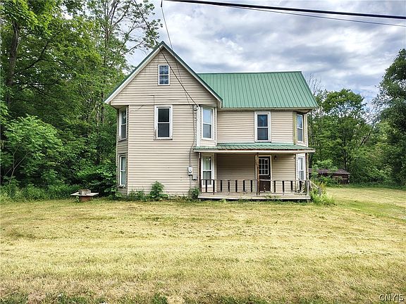 2nd image of 163 Creek Rd