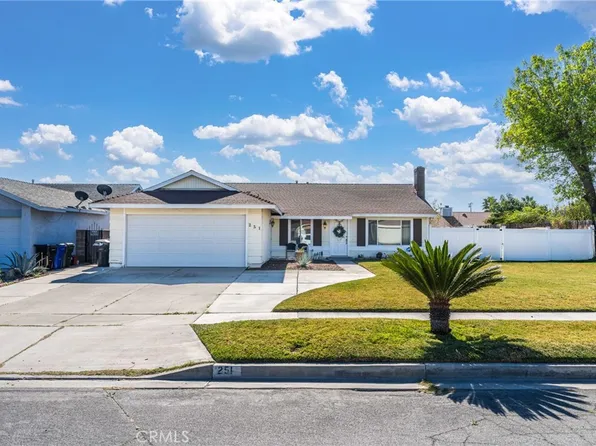 251 E Scott St, Rialto, CA 92376