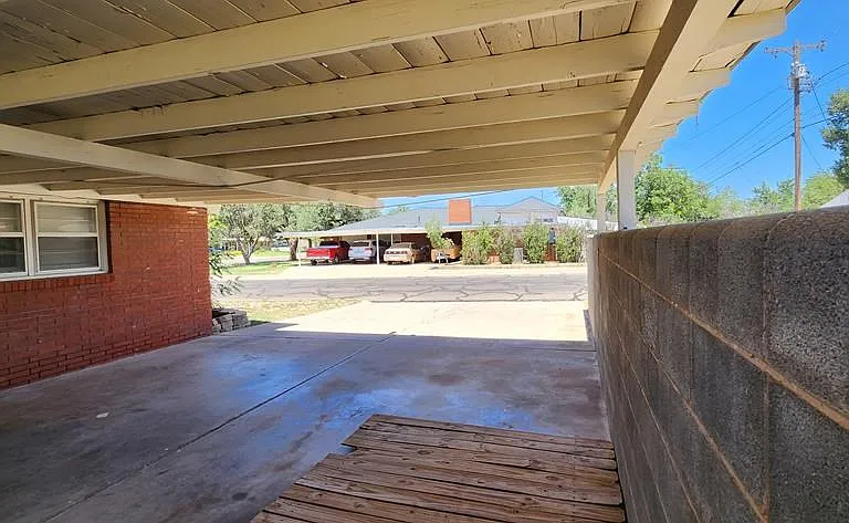 2601 Bedford Dr — Photo 15