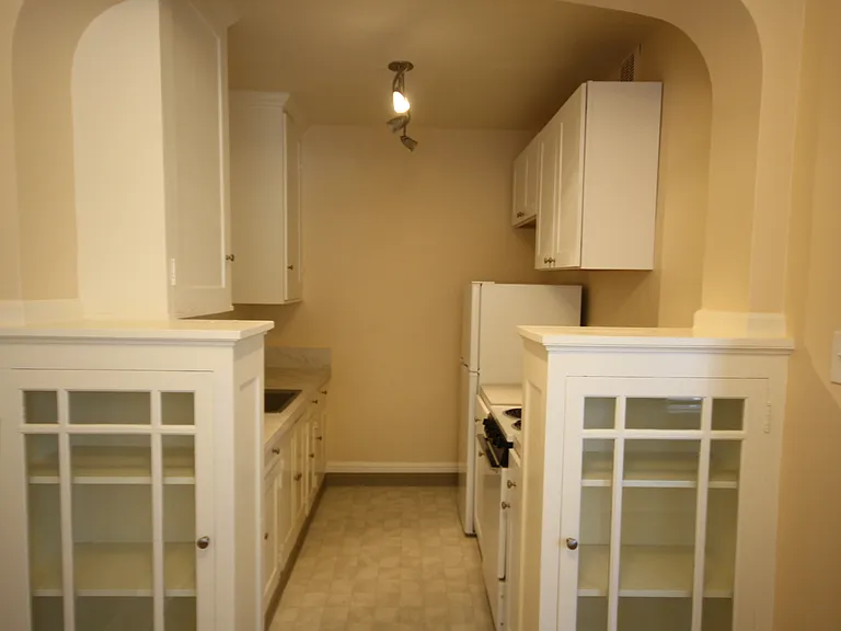 4263 SE Belmont St #303 — Photo 10