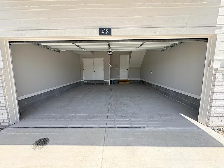 418 Elite St — Photo 30