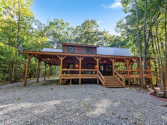 2nd image of 150 Laurel Trce