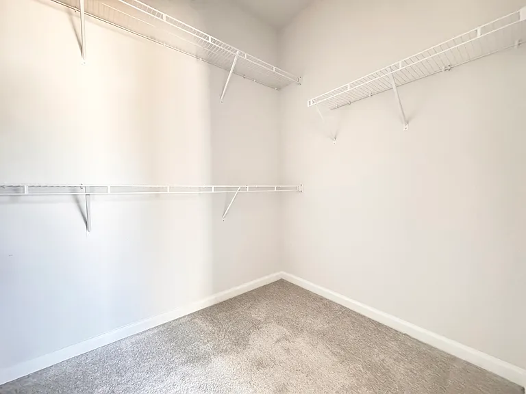 2350 Donnelly Hills Ln — Photo 13