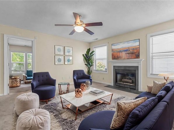 30 Cooper Dr, Portsmouth, VA 23702