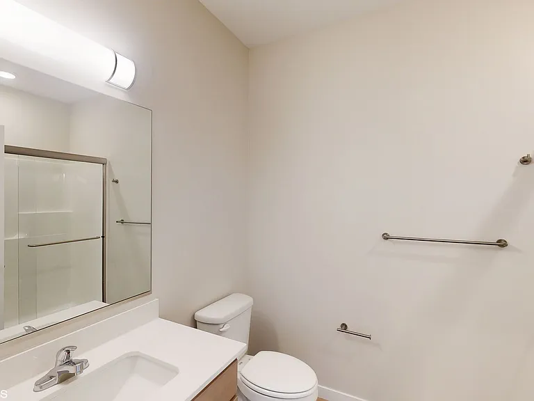 Southwood Crossing — Photo 17
