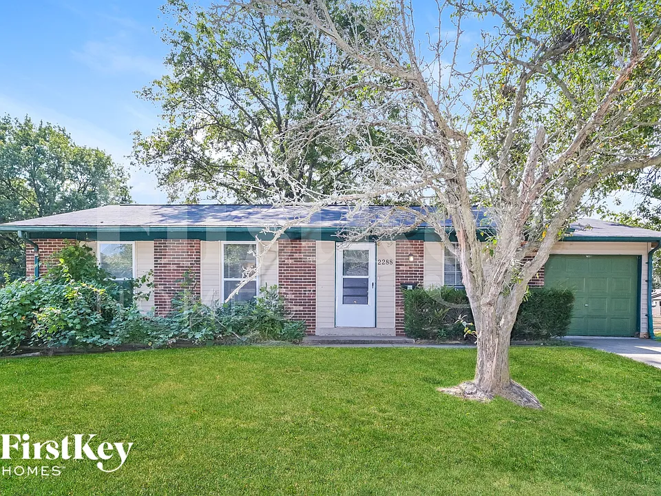 2288 Kingsford Dr