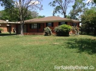 1300 Yates Dr, Hurst, TX 76053