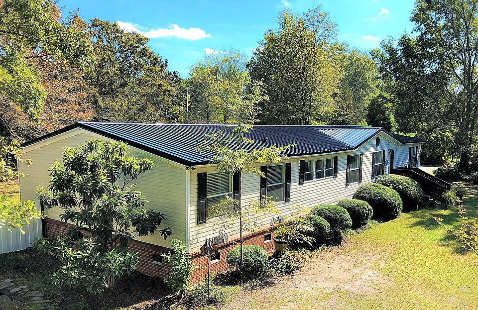 1st image of 210 Powell Dr