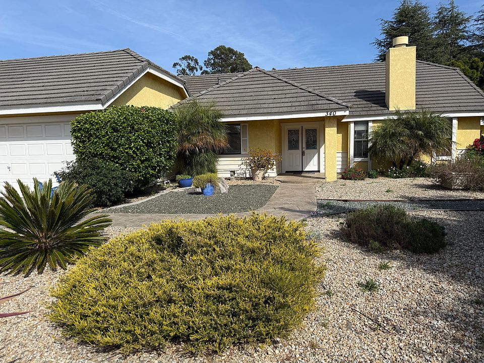 1st image of 304 N Las Flores Dr