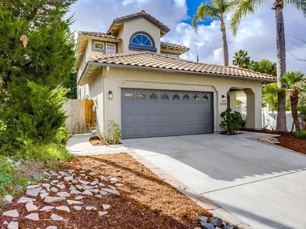 1639 Calle Las Casas, Oceanside, CA 92056