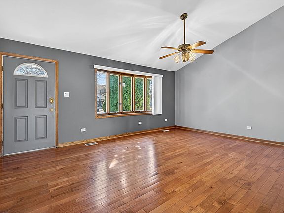 5th image of 3005 Art Schultz Dr