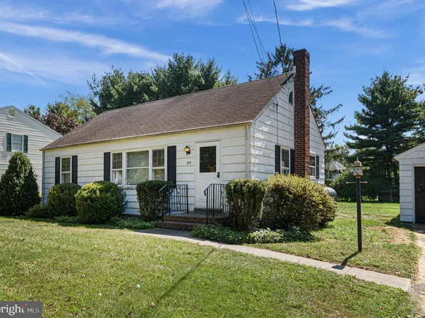519 Village Rd W, West Windsor, NJ 08550