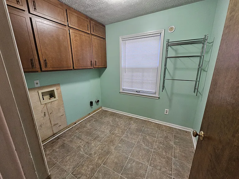 3460 Hickory Crest Dr NW — Photo 10